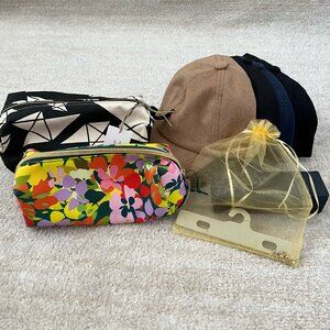 8 Item Accessory Reseller Bundle Mystery Box